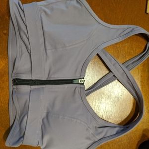 Light purple sports bra. Front zip. L